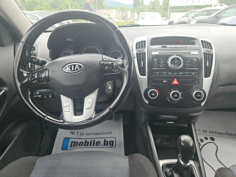 Kia Ceed 1.6, снимка 14 - Автомобили и джипове - 45890504