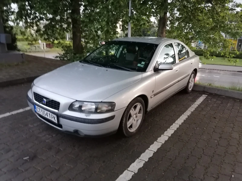 Volvo S60 Седан, снимка 1 - Автомобили и джипове - 47467957