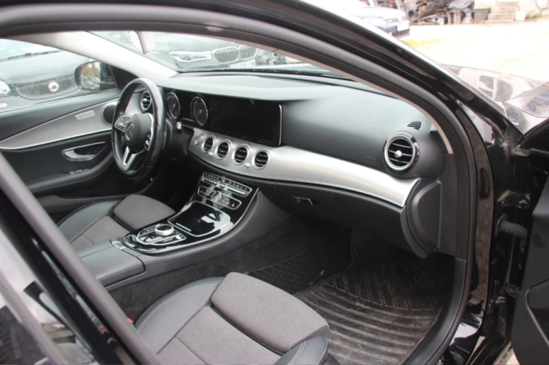 Mercedes-Benz E 300 E 300 de T 9 G-TRO, снимка 13 - Автомобили и джипове - 52855127