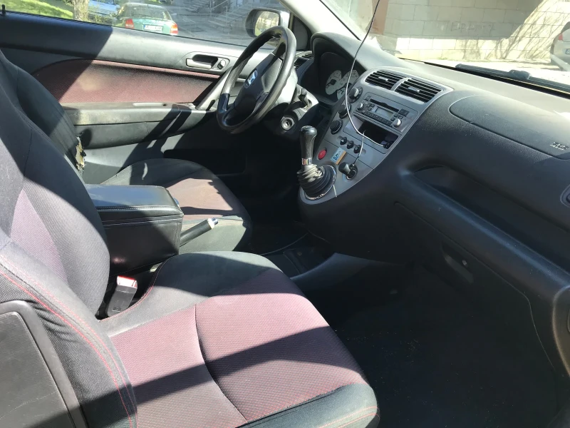 Honda Civic 1.7 ctdi SPORT, снимка 5 - Автомобили и джипове - 49652174