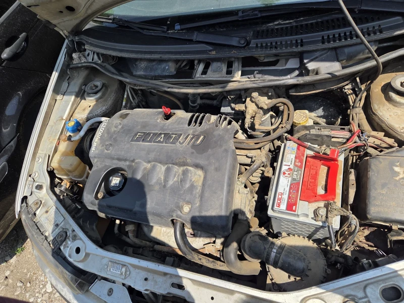 Fiat Punto 1.9JTD, снимка 8 - Автомобили и джипове - 50609020