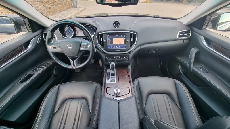 Maserati Ghibli 3.0 bi turbo Q4, снимка 10 - Автомобили и джипове - 51169211