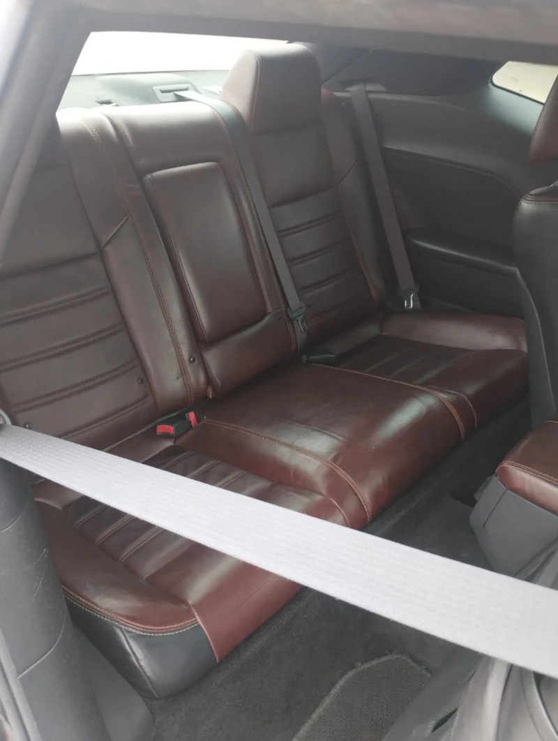 Dodge Challenger, снимка 10 - Автомобили и джипове - 51372616