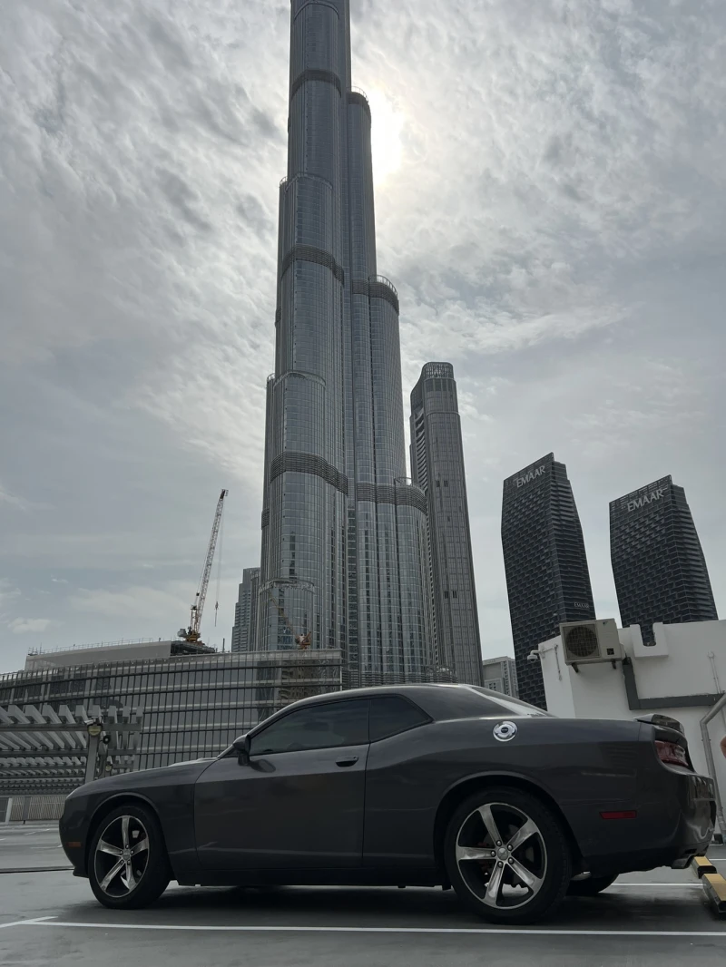 Dodge Challenger, снимка 7 - Автомобили и джипове - 51372616