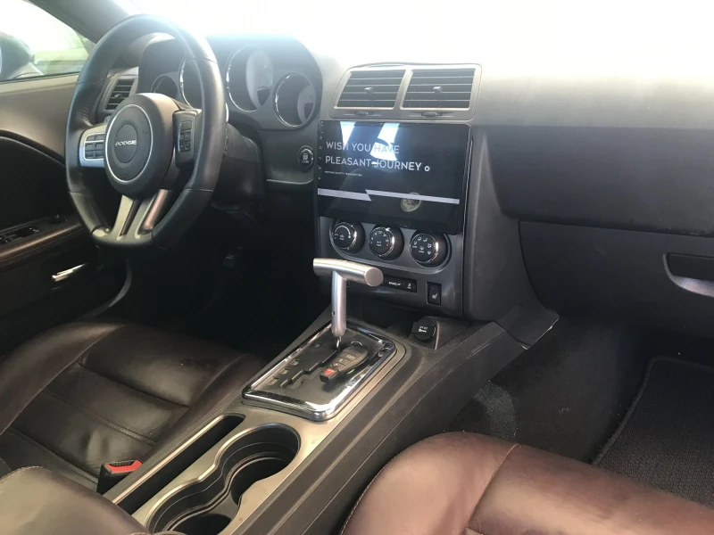 Dodge Challenger, снимка 6 - Автомобили и джипове - 51372616