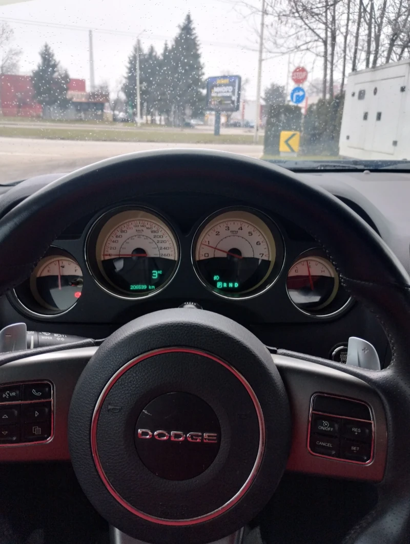 Dodge Challenger, снимка 2 - Автомобили и джипове - 51372616