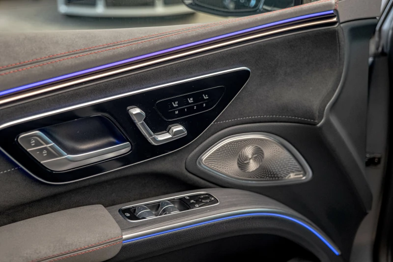 Mercedes-Benz EQS 53 AMG/Magno/Hyper Screen/Burmester/Обдухване/4Mat, снимка 8 - Автомобили и джипове - 51826525