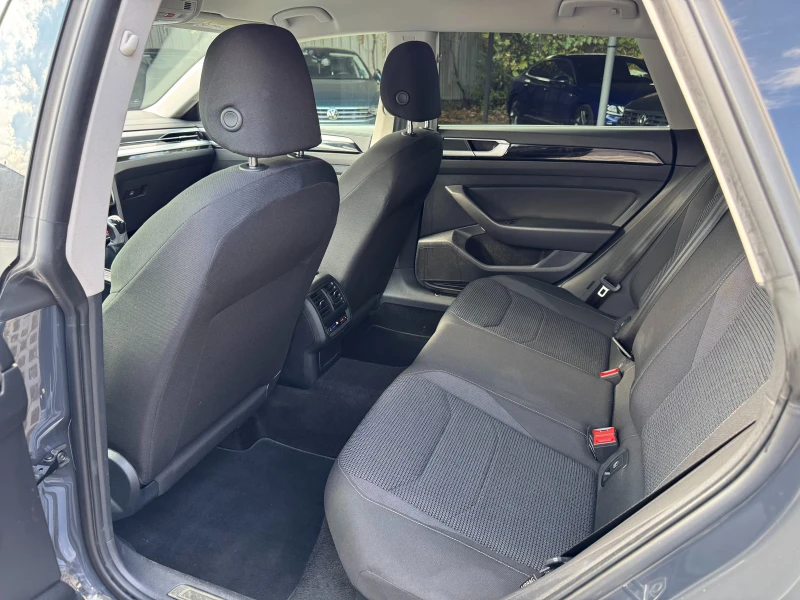 VW Arteon TSI, снимка 8 - Автомобили и джипове - 51910046