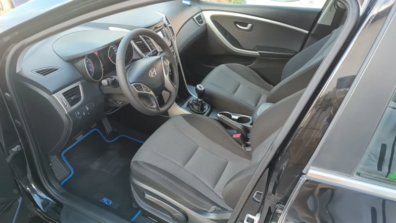 Hyundai I30 1.6-отличен, снимка 11 - Автомобили и джипове - 52338187