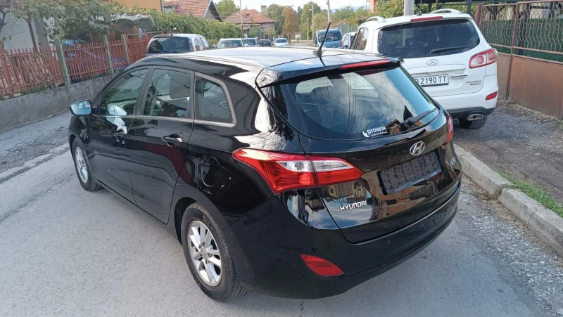 Hyundai I30 1.6-отличен, снимка 17 - Автомобили и джипове - 52338187