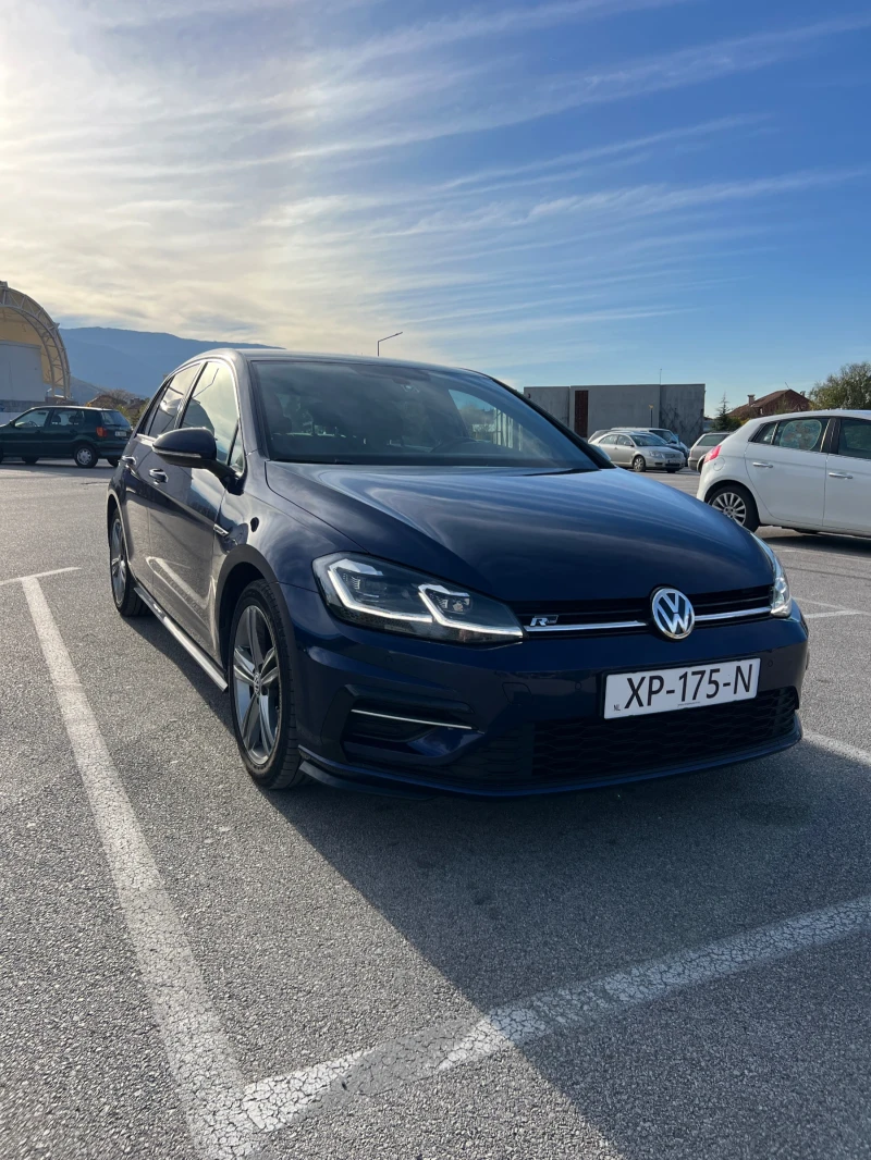 VW Golf 7.5 3x R-LINE, снимка 3 - Автомобили и джипове - 52517695