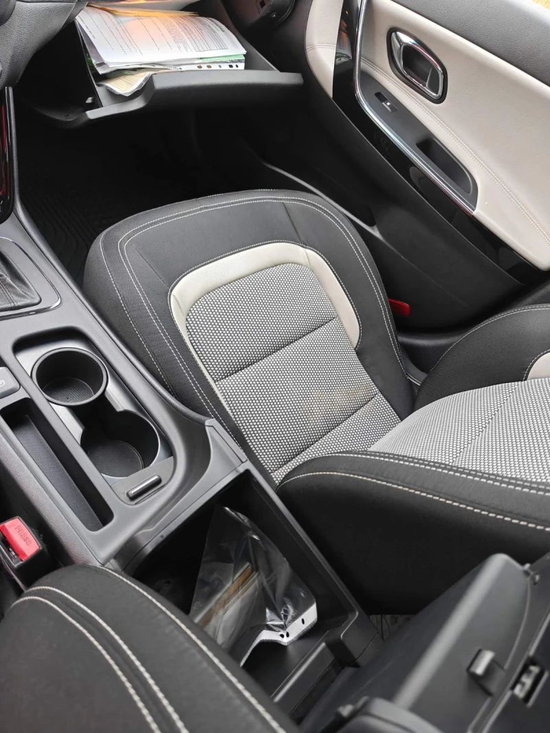 Kia Ceed 1.6 CRDi, Navi, 107, 000km, снимка 10 - Автомобили и джипове - 52524496