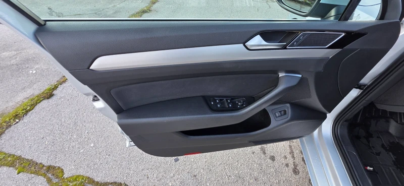 VW Passat 2.0 TDI 150k.c UNIKAT ITALIA EURO 6B , снимка 10 - Автомобили и джипове - 52893877