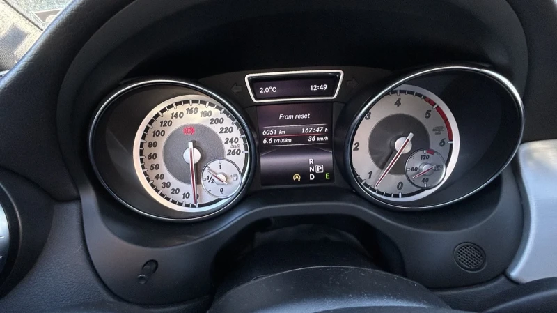 Mercedes-Benz CLA 200, снимка 14 - Автомобили и джипове - 52940590