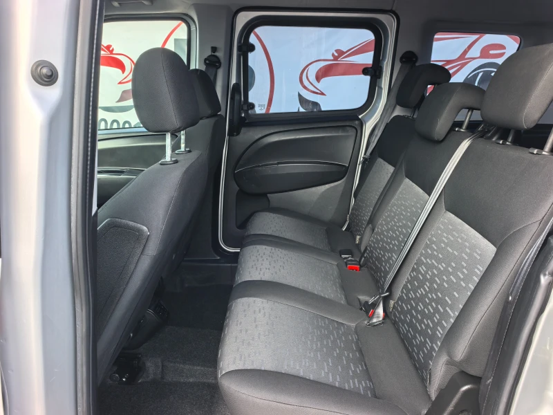 Opel Combo 1.6CDTI, снимка 10 - Автомобили и джипове - 52965347