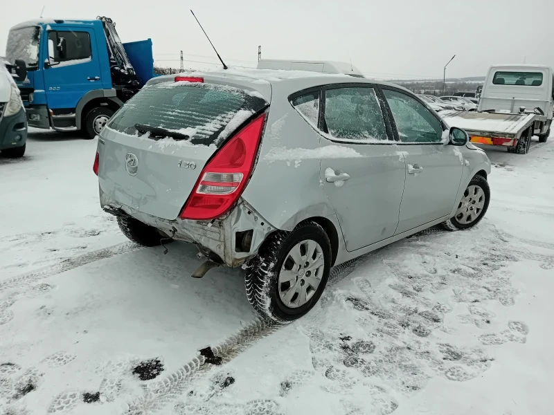 Hyundai I30 БРАКУВАНА ЦЯЛА ЗА  ЧАСТИ, снимка 7 - Автомобили и джипове - 53030644