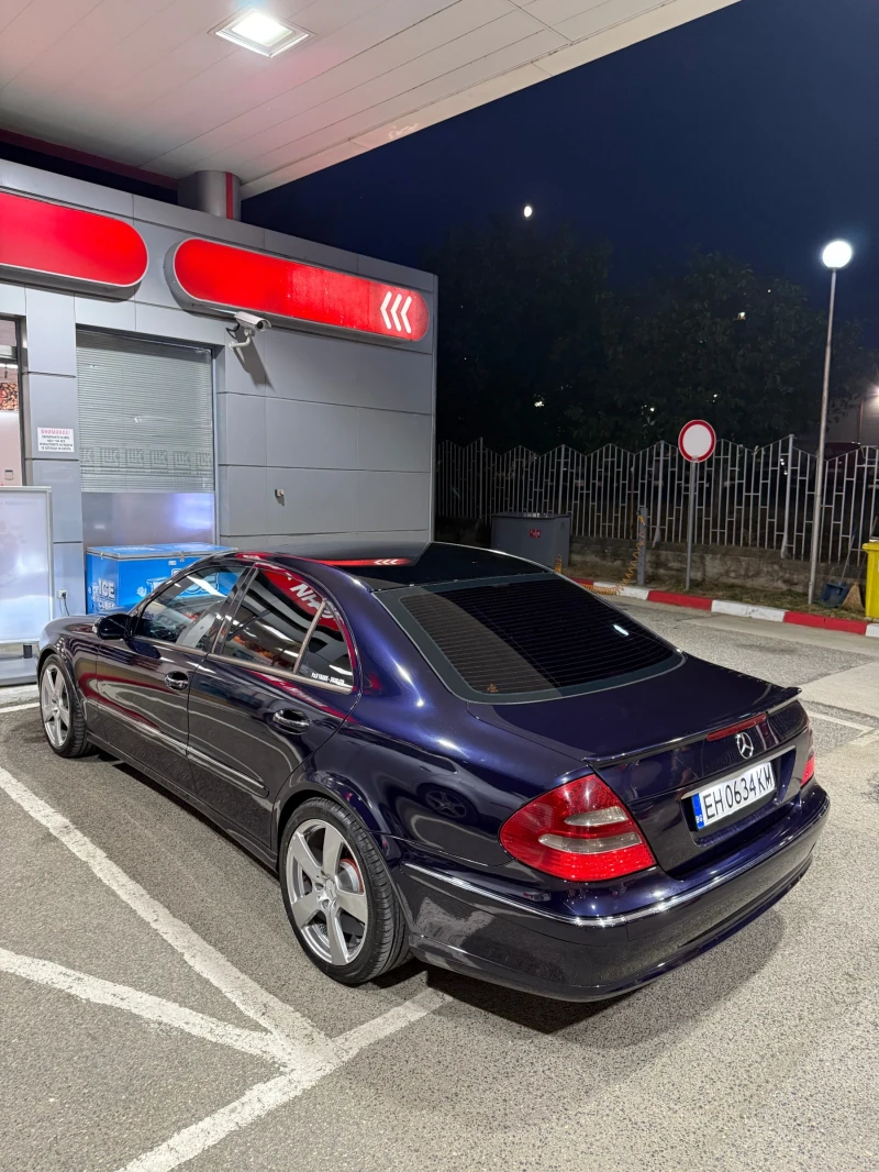 Mercedes-Benz E 270 БАРТЕР, снимка 6 - Автомобили и джипове - 53143417