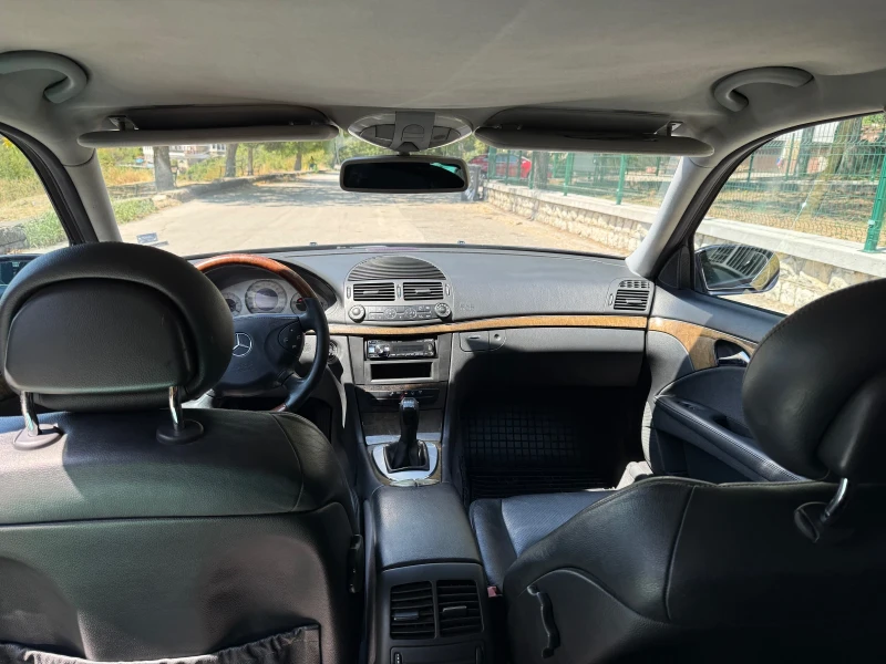 Mercedes-Benz E 270 БАРТЕР, снимка 10 - Автомобили и джипове - 53143417