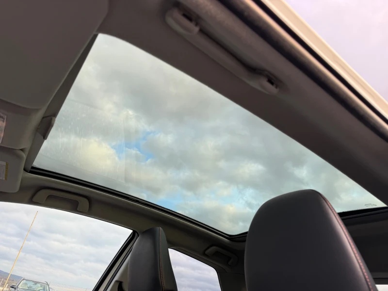 Toyota Yaris (KATO НОВА), снимка 12 - Автомобили и джипове - 53253341