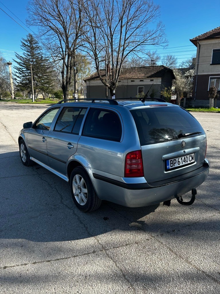 Skoda Octavia 1.9, снимка 7 - Автомобили и джипове - 45961806