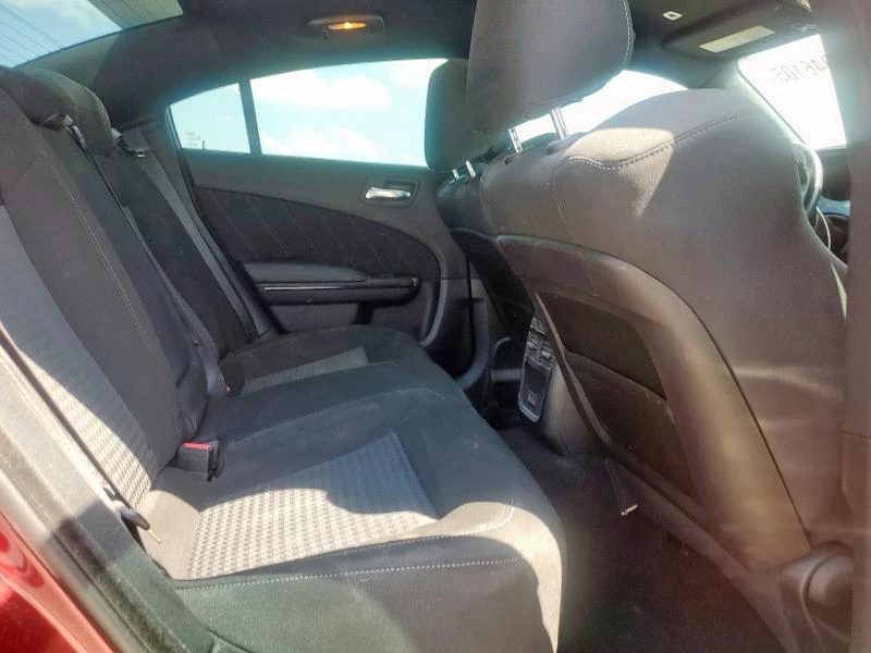 Dodge Charger 5.7L 8 Rear-wheel drive, снимка 13 - Автомобили и джипове - 52877135