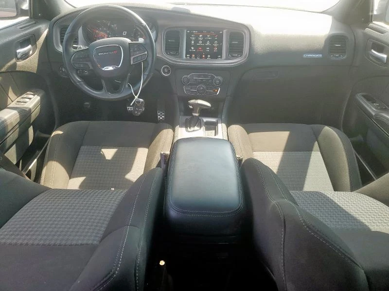 Dodge Charger 5.7L 8 Rear-wheel drive, снимка 11 - Автомобили и джипове - 52877135