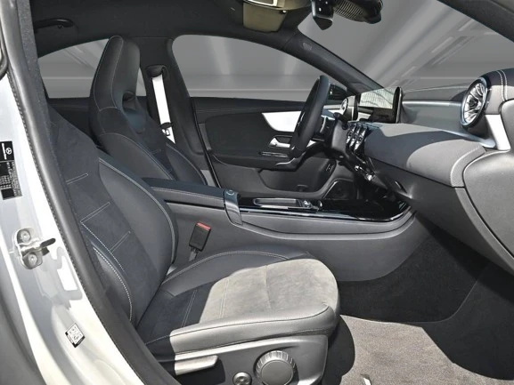 Mercedes-Benz CLA 200 = AMG Line = Advanced Plus Гаранция, снимка 9 - Автомобили и джипове - 52948758