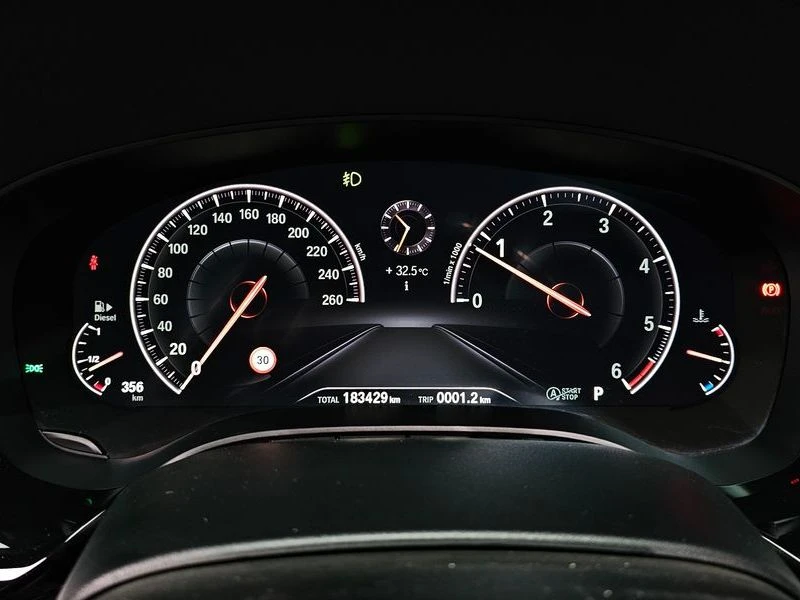 BMW 520 520d M Sport Package Plus| 190к.с.| ВКЛ.ТЕХНОТЕСТ, снимка 7 - Автомобили и джипове - 55231197