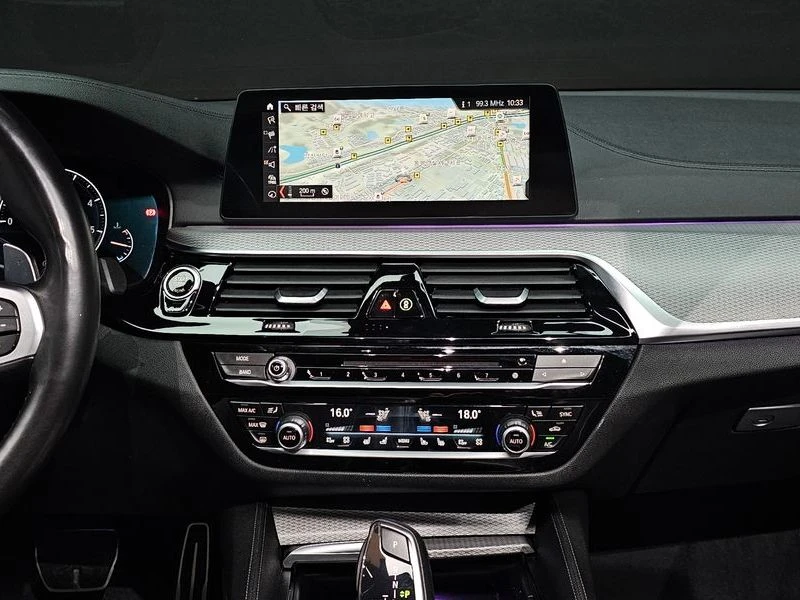 BMW 520 520d M Sport Package Plus| 190к.с.| ВКЛ.ТЕХНОТЕСТ, снимка 12 - Автомобили и джипове - 55231197