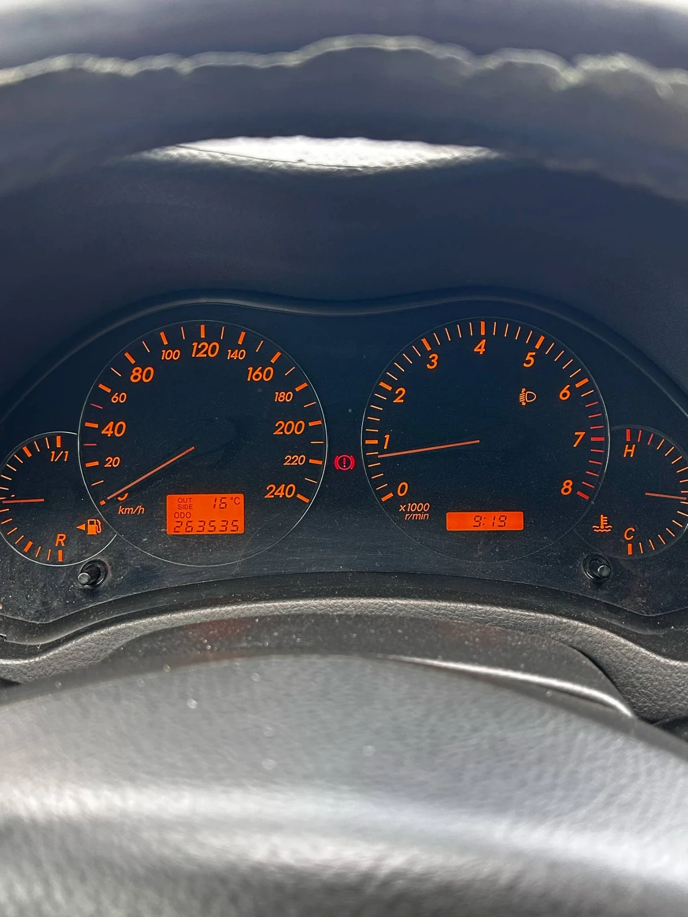 Toyota Avensis 2.0 VVTI - изображение 6