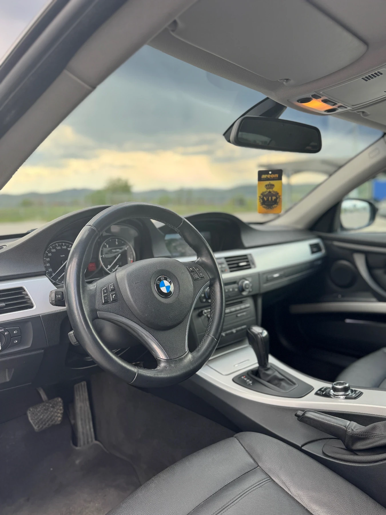 BMW 320 X-DRIVE - изображение 8