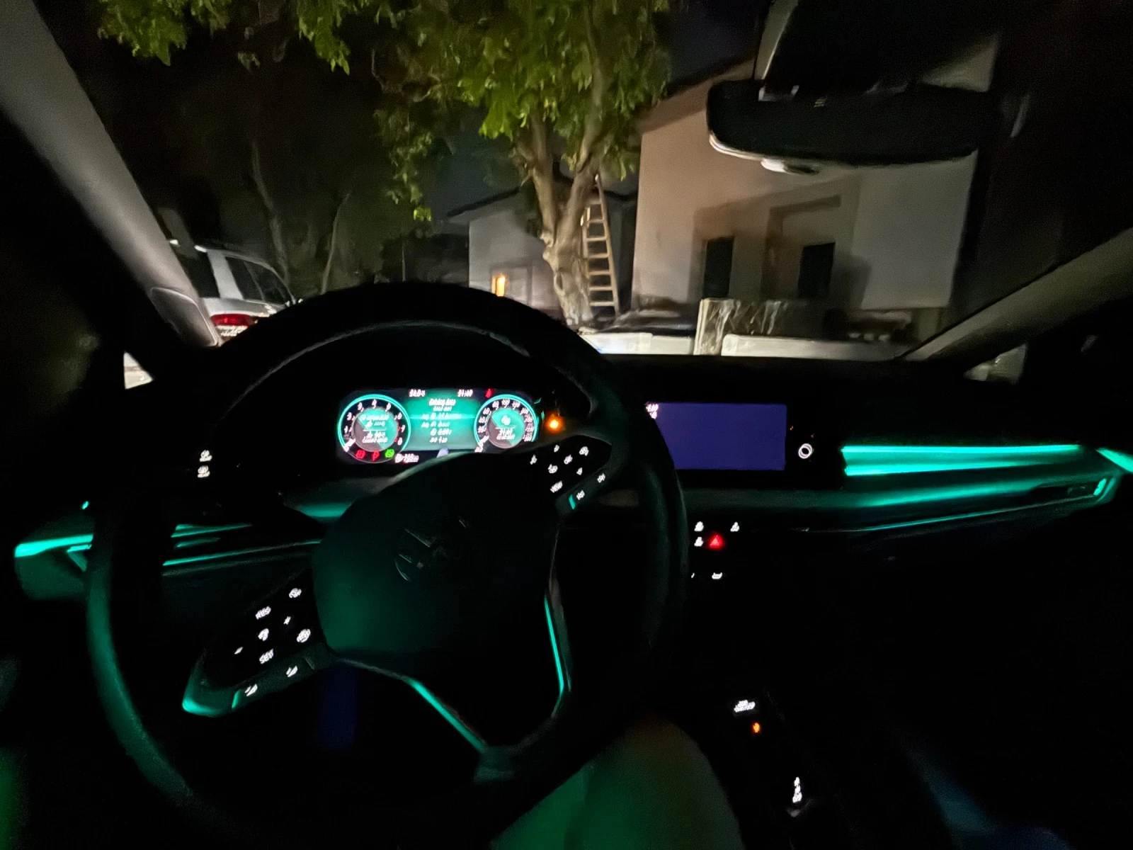 VW Golf eTSI DSG | Mobile.bg � ����������� 15