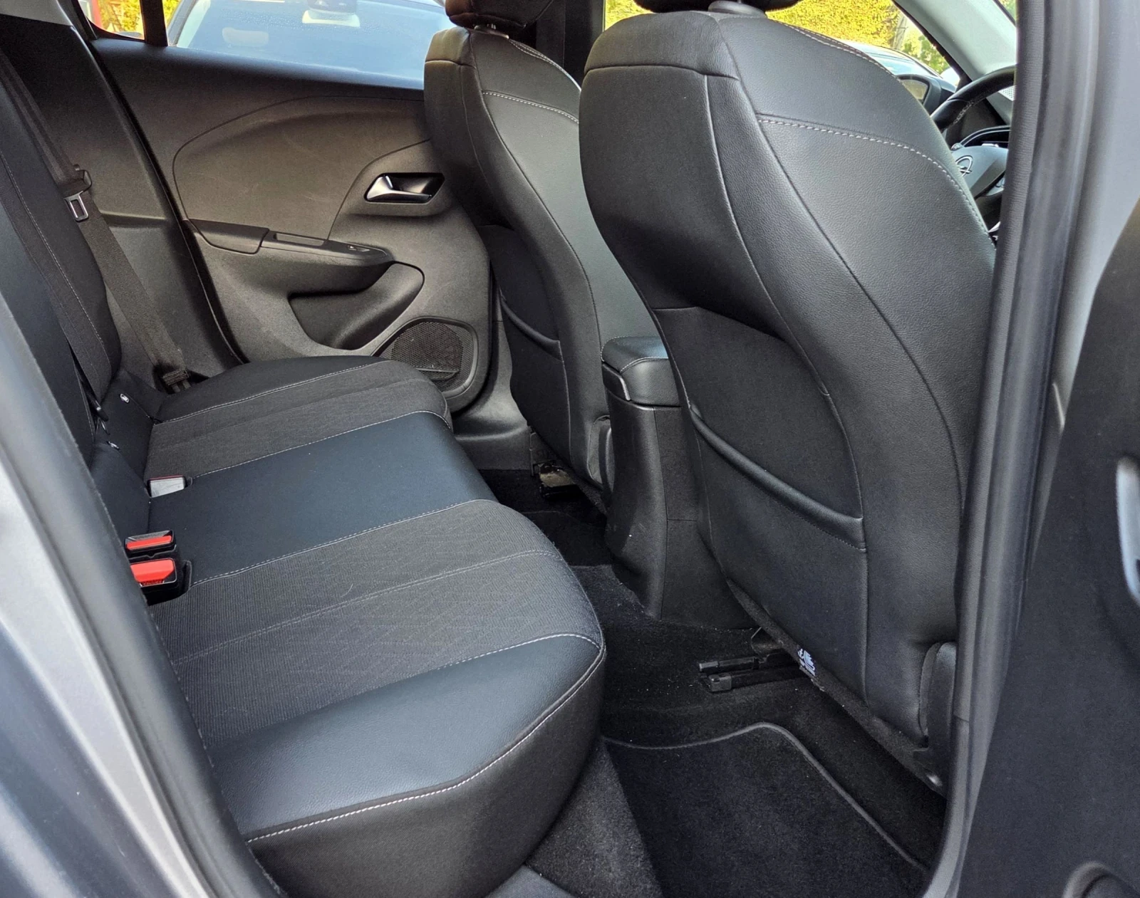 Opel Corsa 50KWh/LED/Navi/Kamera - изображение 10