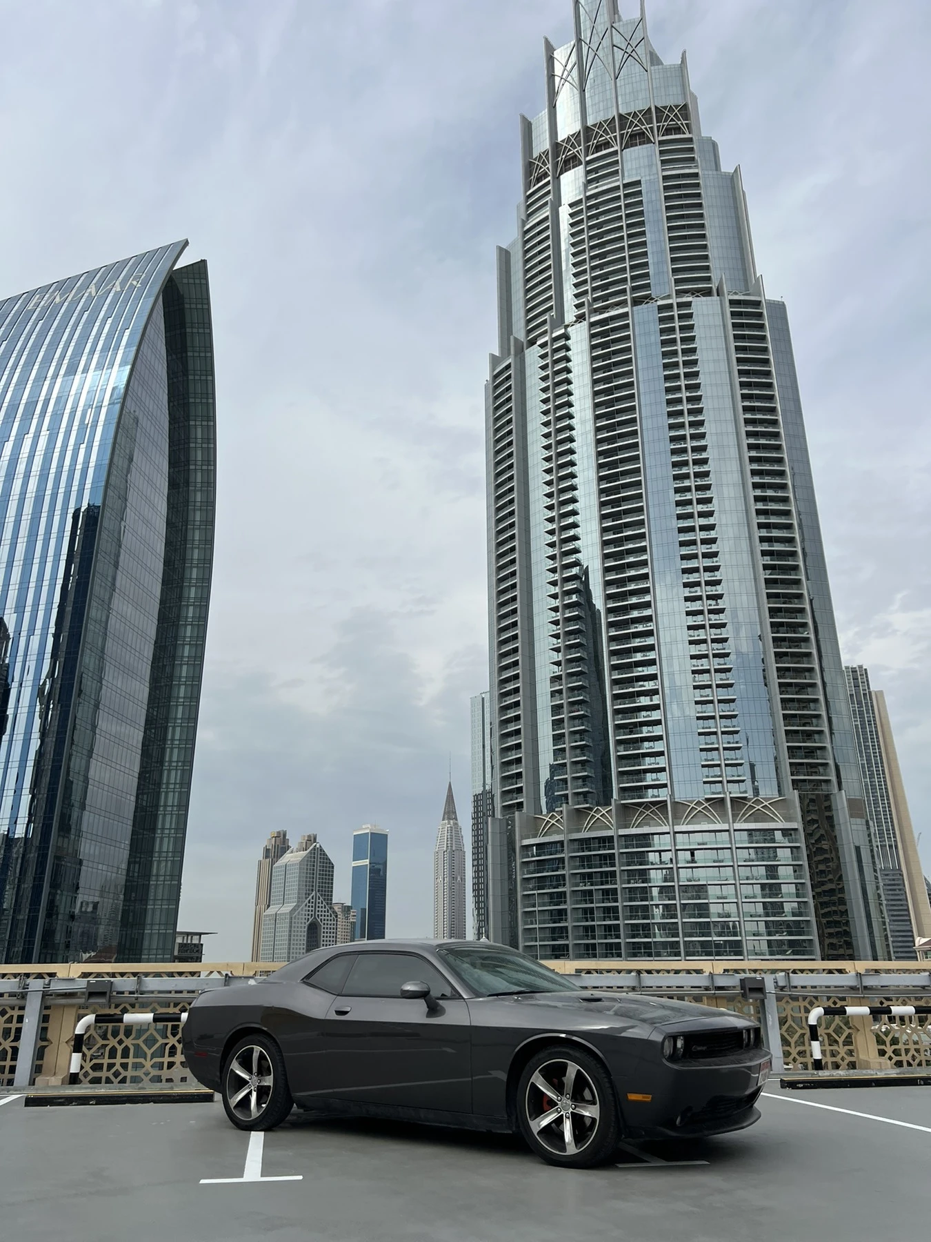 Dodge Challenger  - изображение 2