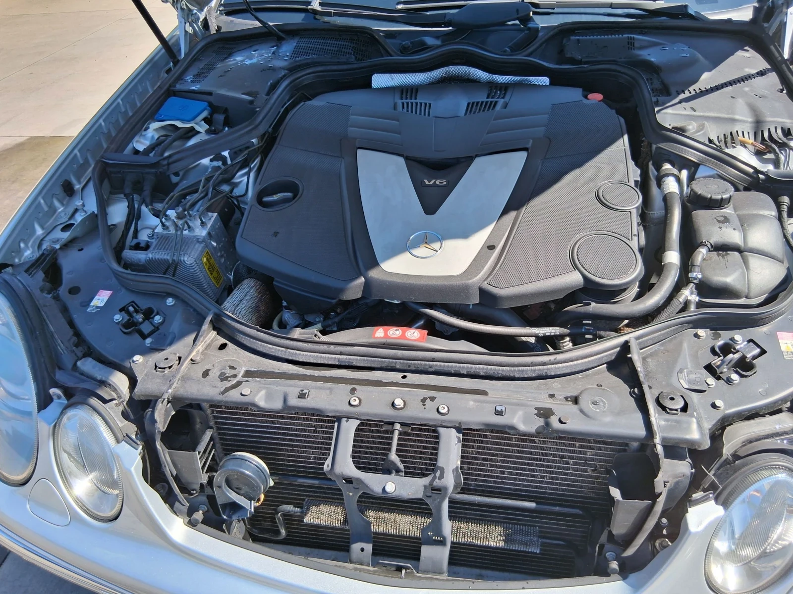 Mercedes-Benz E 320  - изображение 6