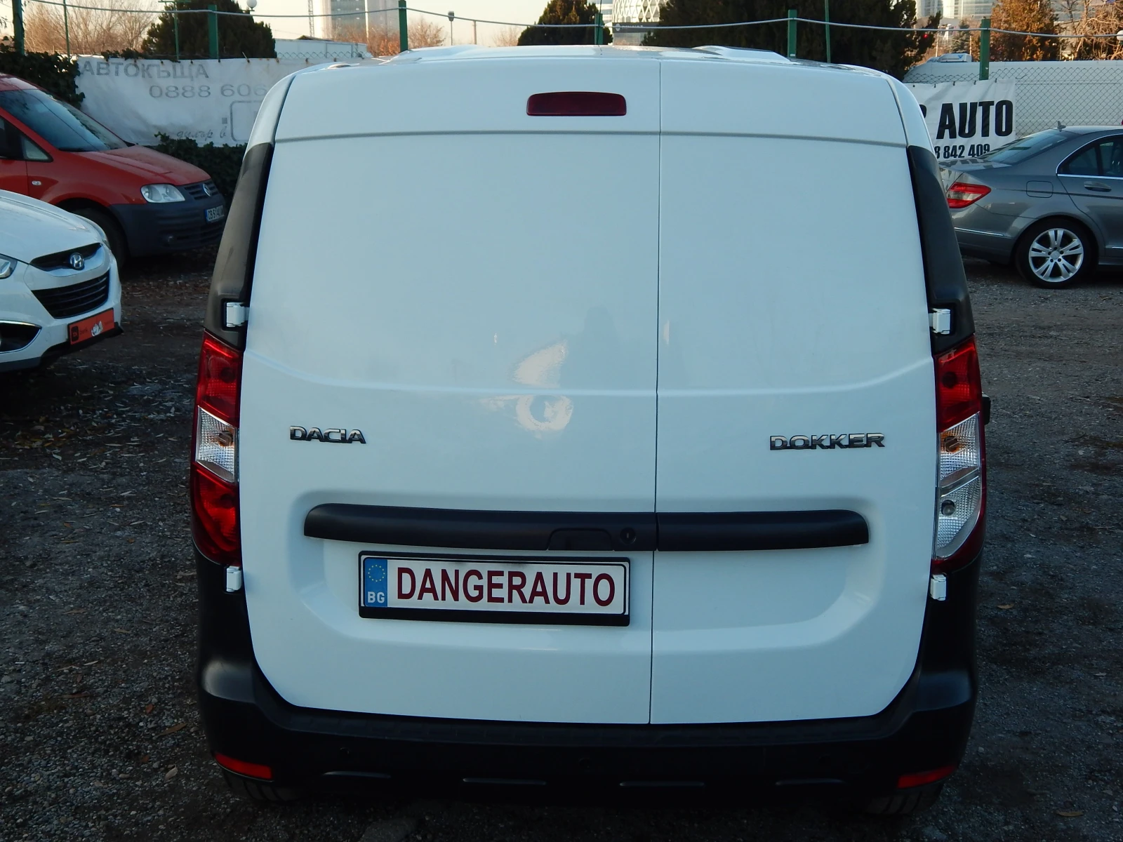 Dacia Dokker 1.6i* ГАЗ* 161000км.*  - изображение 5