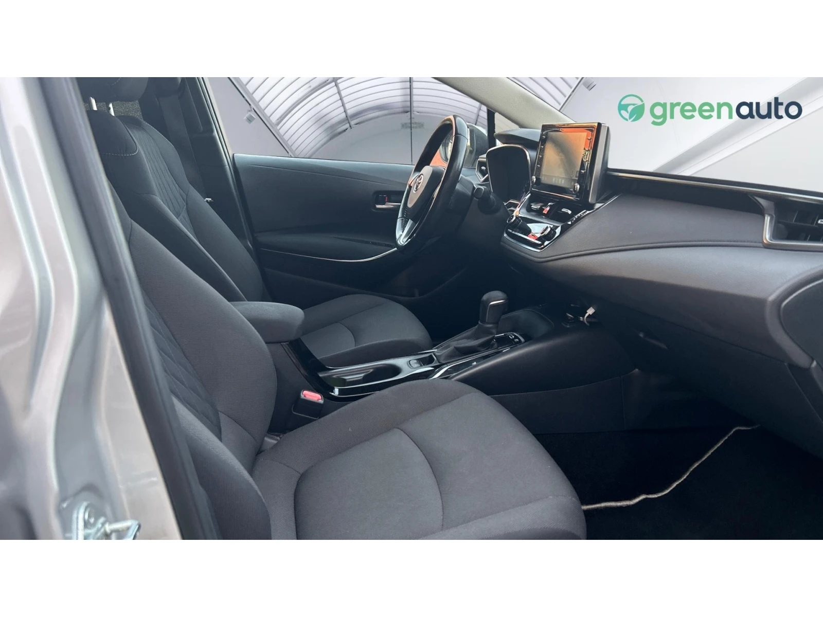 Toyota Corolla 1.8 HSD, ������� ������ �� 244   | Mobile.bg � ����������� 9