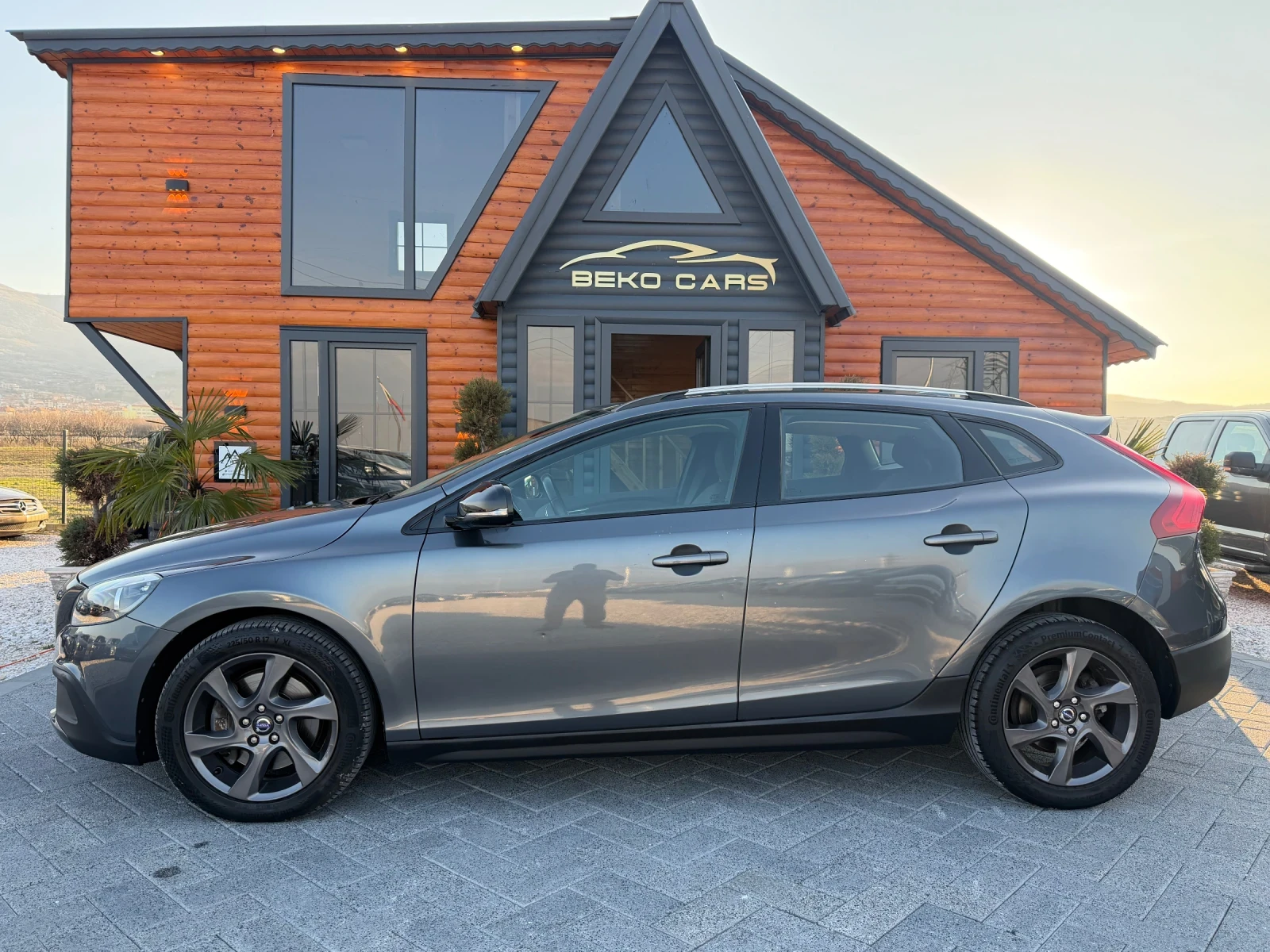 Volvo V40 Cross Country Нов внос от Белгия! - изображение 8