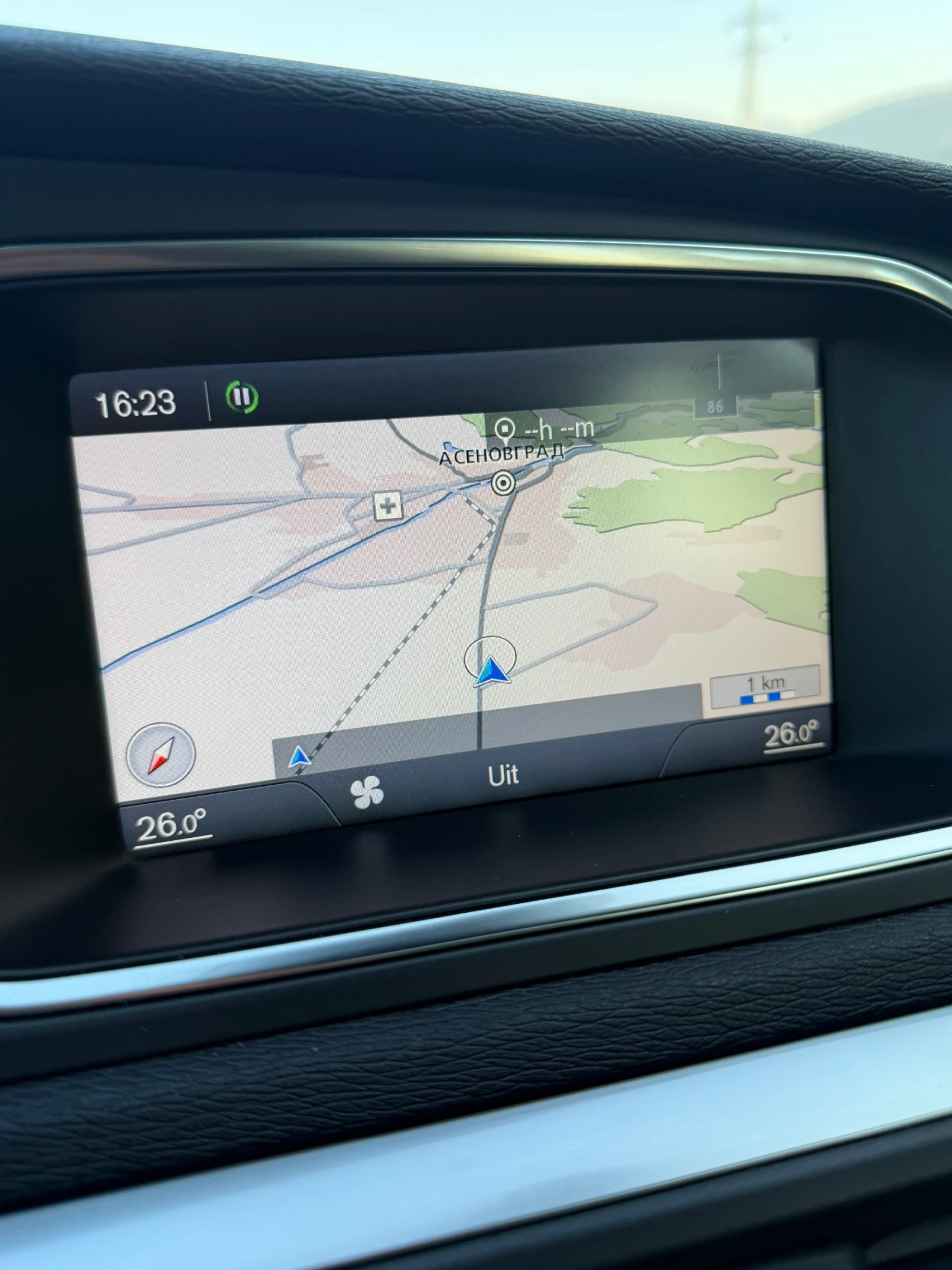 Volvo V40 Cross Country Нов внос от Белгия!, снимка 12 - Автомобили и джипове - 53739639