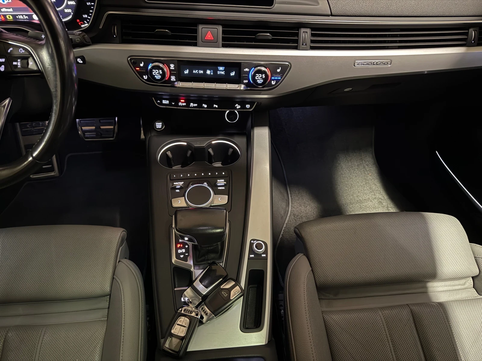 Audi A4 Allroad 3.0 TDI 272 hp 360 kamera Bang & Olufusen panorama, снимка 13 - Автомобили и джипове - 54284548