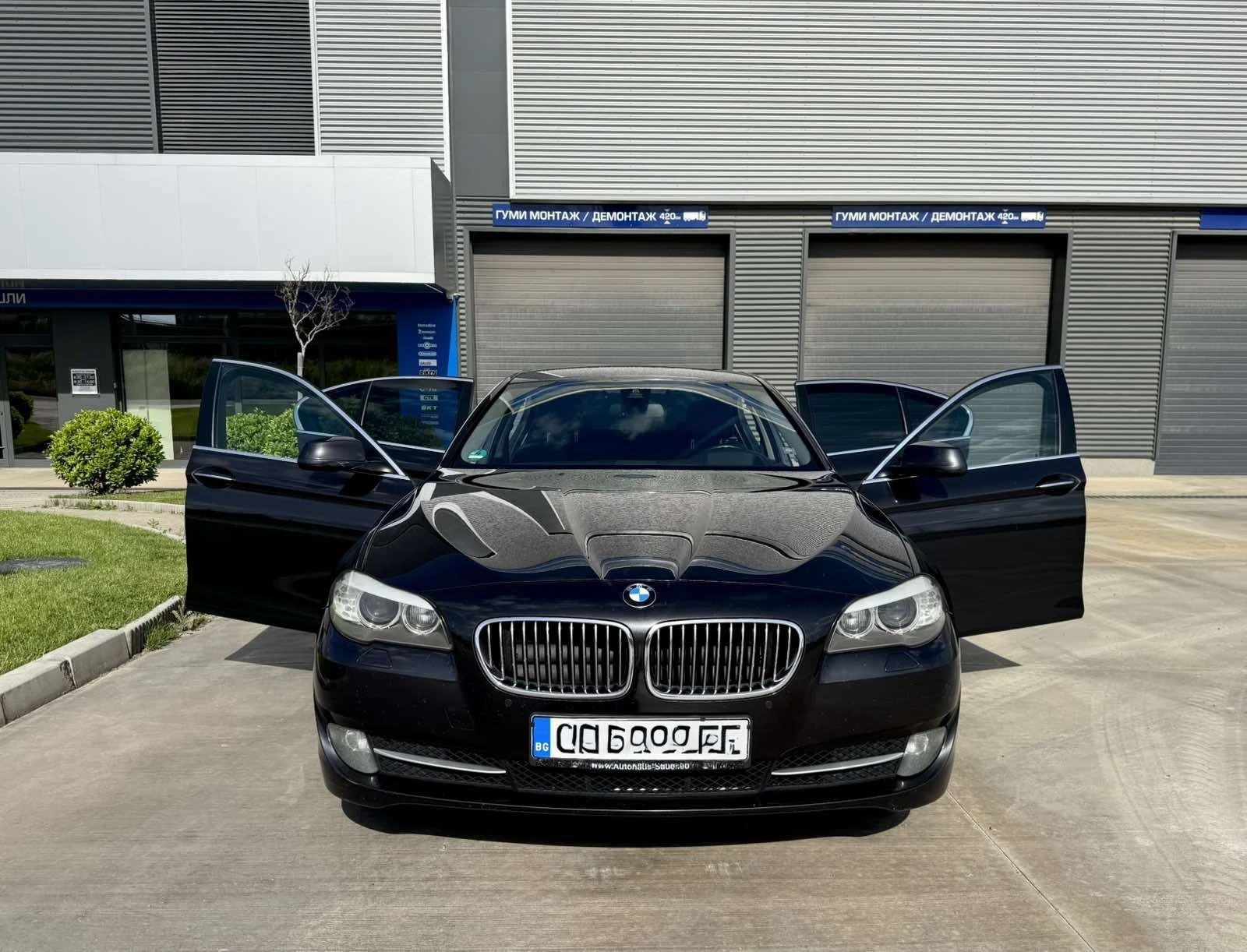 BMW 520, снимка 11 - Автомобили и джипове - 54665726