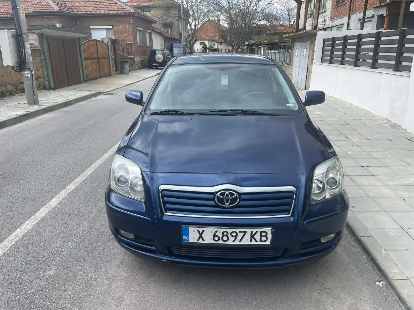 Toyota Avensis, снимка 3 - Автомобили и джипове - 54401324