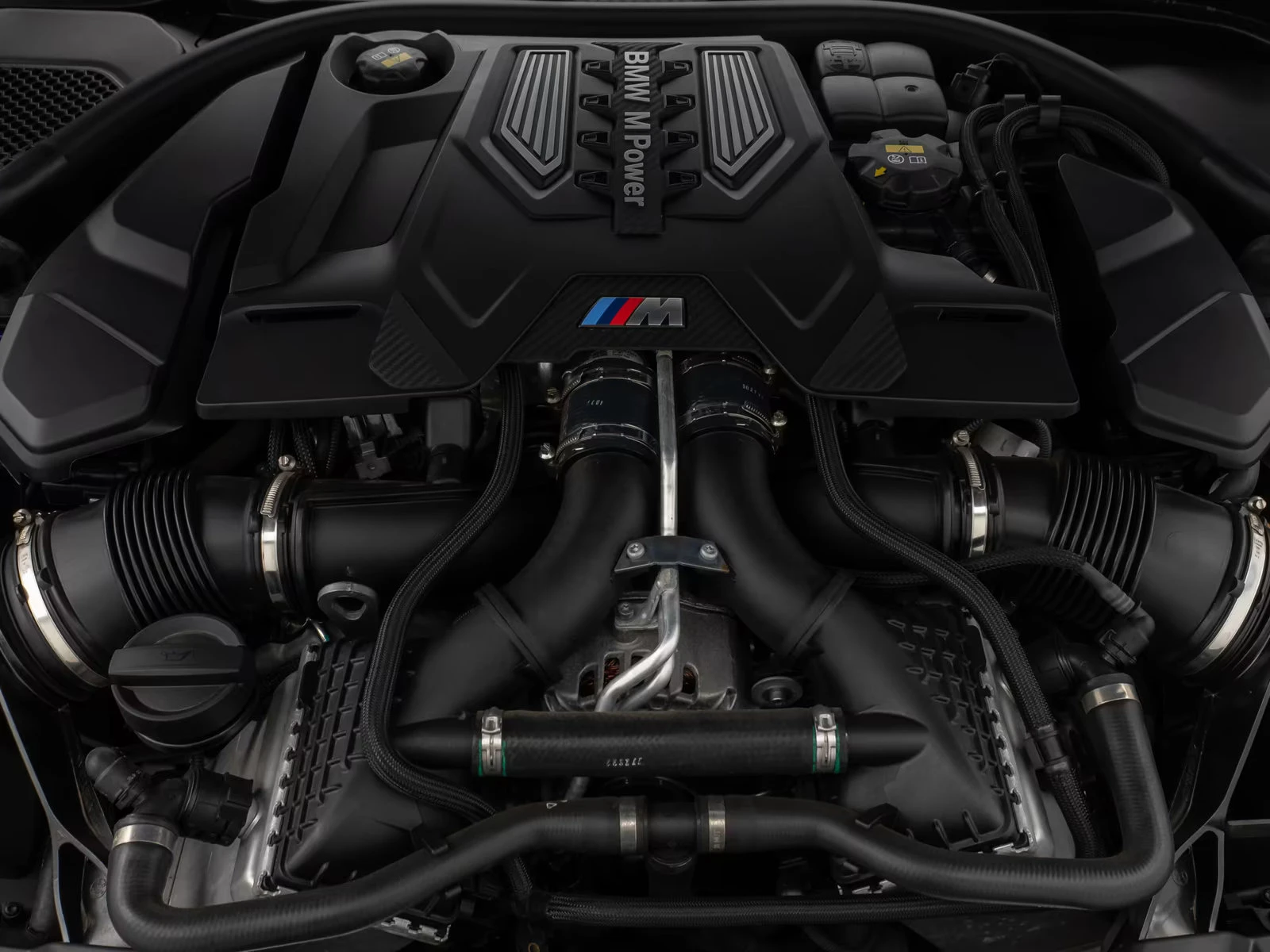 BMW M8 COMP/GRANCOUPE/625HP/360/HUD/B&W/LASER/BLACK/382z, снимка 3 - Автомобили и джипове - 54408558