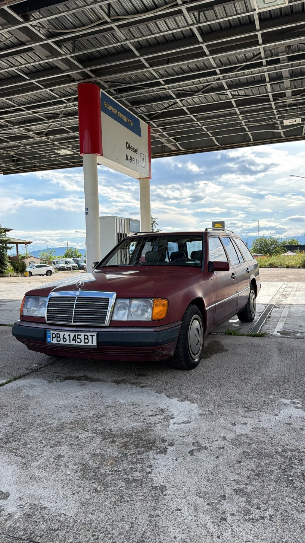 Mercedes-Benz 124 W124 250D, снимка 2 - Автомобили и джипове - 54656297