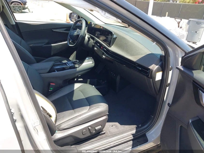 Kia EV6 Wind Rwd, снимка 5 - Автомобили и джипове - 54906876