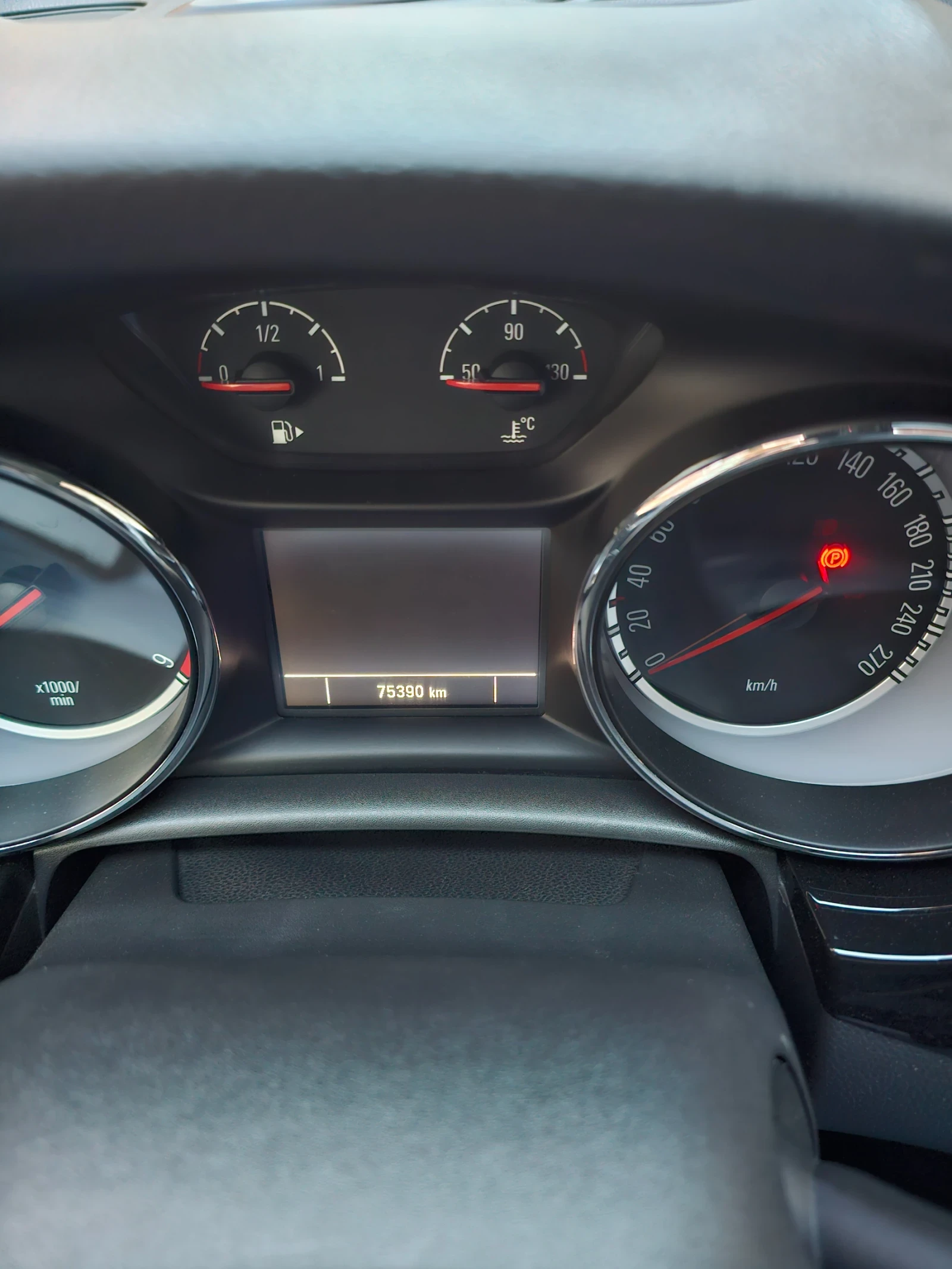 Opel Astra K, снимка 17 - Автомобили и джипове - 56631759