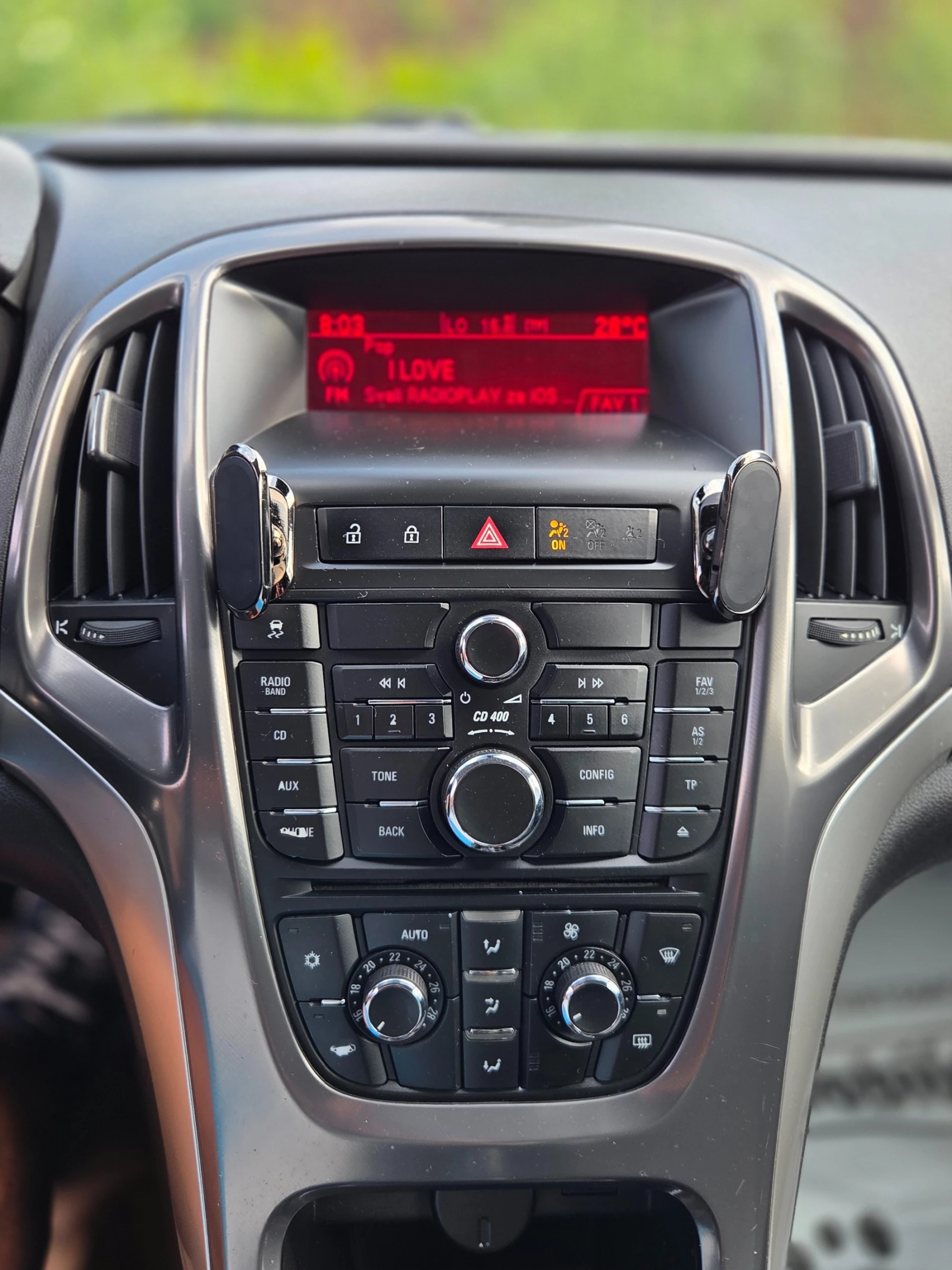 Opel Astra 1.7CDTi COSMO БЕЗУПРЕЧНА, снимка 12 - Автомобили и джипове - 55182553