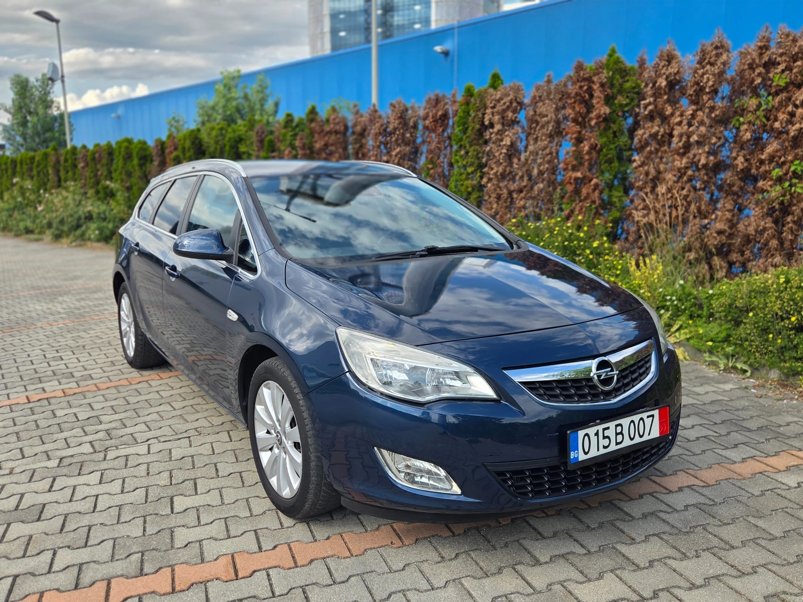 Opel Astra 1.7CDTi COSMO БЕЗУПРЕЧНА