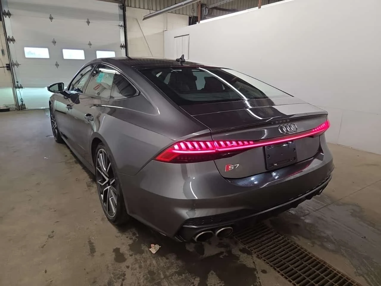 Audi S7 * 2.9 TFSI * CARFAX * ОПЦИЯ ЗА ФИНАНСИРАНЕ , снимка 4 - Автомобили и джипове - 55226868
