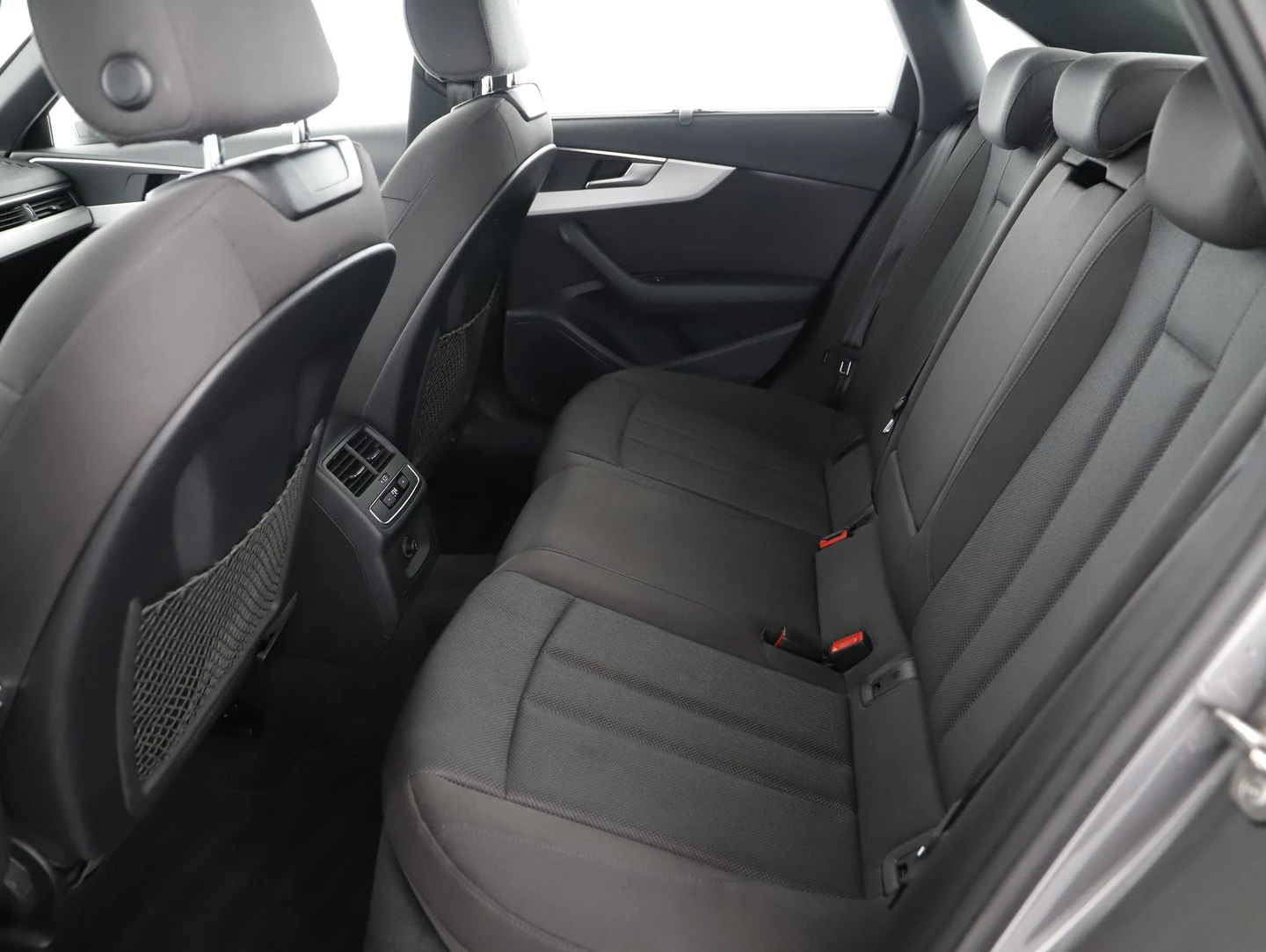 Audi A4 | Mobile.bg � ����������� 6
